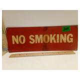 NO SMOKING PLASTIC SIGN