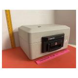 Sentry 1150 Portable Fire Proof Safe & Keys