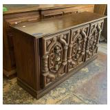 MC Credenza