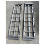 2 ALUMINUM LAWN MOWER LOADING RAMPS