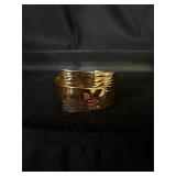 Napier cuff bracelet with unique hinge