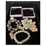 Lot of 6 bracelets all new