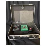 Lot of 2 zoom acoustic & guitar effects pedals