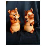 2 9ï¿½ very large pig salt shakers 1960s