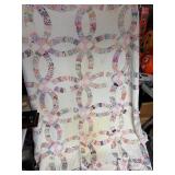 Vintage wedding ring quilt