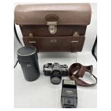 Vintage Canon 35 mm camera & accessories