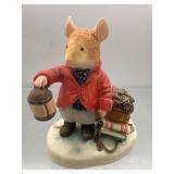 Foxwoods tales Harvey mouse coming home figure