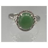 750 18k Gold and Jade ring