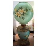 Vintage gone with the wind lamp