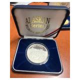 2Oz. 999 pure silver Alaska Gray Wolf in case