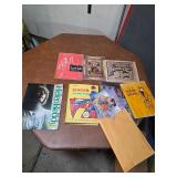 Vintage singer books and more. T77