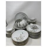 Whisper Japan China Dish Set Harvest Motif Plates