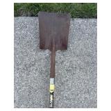 Ames Stinger Shovel
