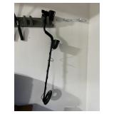 Discovery 1100 Metal Detector