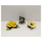 Porcelain Bird w/ 2 Andrea by Sadek Flowers