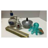 Group of Vanity Items