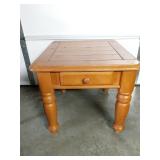 Traditional Oak end table
