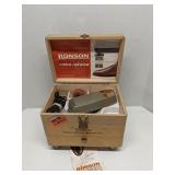 Ronson Roto-Shine Magnetic shoe polisher, works