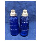 Cobalt blue salt & pepper shaker set, 5 1/2'