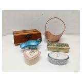 Group of trinket boxes, bowls & baskets