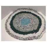 Vintage handmade rag rug 24' round
