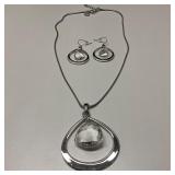 Silver Plated Crystal Teardrop Necklace & Dangle