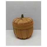 Pumpkin shaped basket with lid