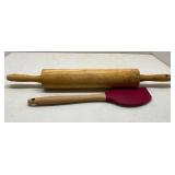 Vtg Style Wooden Rolling Pin & Silicone Spatula