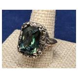 Sterling Silver 925 cocktail ring green stone