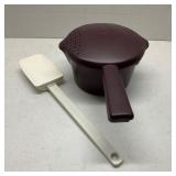2) Pampered Chef Items 4 Cup Micro Cooker & Mix N