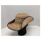Shapable straw cowboy hat, unbranded
