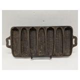 Vintage cast iron cornbread stick pan 7S 26
