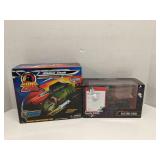 Lot of 2 toys, Kung Zhu Rhino Tank & Halo Icons