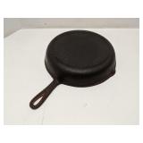 Vintage BSR #8 cast iron skillet, 10.5'