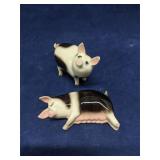 Hagen-Renaker Mama & Papa Pig miniature figurines
