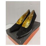 Anne Klien Navy Suede/Black Patent Heels size 8.5
