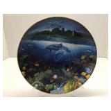 A Discovery Off Anahola Deco Plate #Q866 Danbury