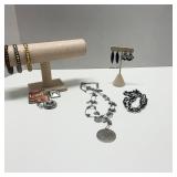 Group of Mixed Jewelry