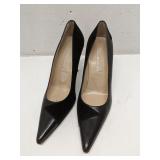Michael Kors Black Suede/Leather pumps size 8.5