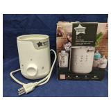 Tommee Tippee bottle & puoch warmer