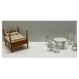 Holly Hobbie Miniature Bed Set &