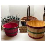 Lot of 5 Baskets