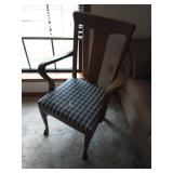 Solid oak arm chair