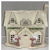 Lenox Holiday Village - Lit Sweet Shop w/Box