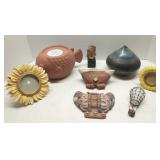 Mixed lot of decorations