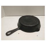 8' Wagner cast iron skillet, lots of buildup