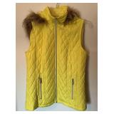 Black Rivet Yellow Diamond Quilted Puffer Vest w/