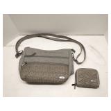Lot of 2 Lug bags - Slider & Splits