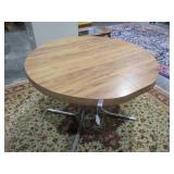 Laminate Top Table