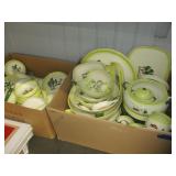 Brock Ware Dish Set